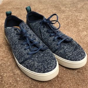 NWOT Toms TRVL LITE Low Sneakers 12